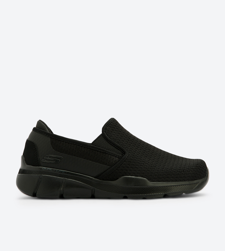 Buy Skechers Equalizer 3.0 Tracterric Slip Ons Black SK52936EWW BBK In Black 6thStreet Qatar