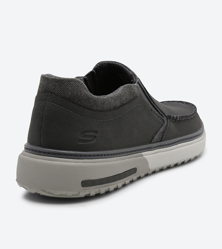 Skechers sales folten rison