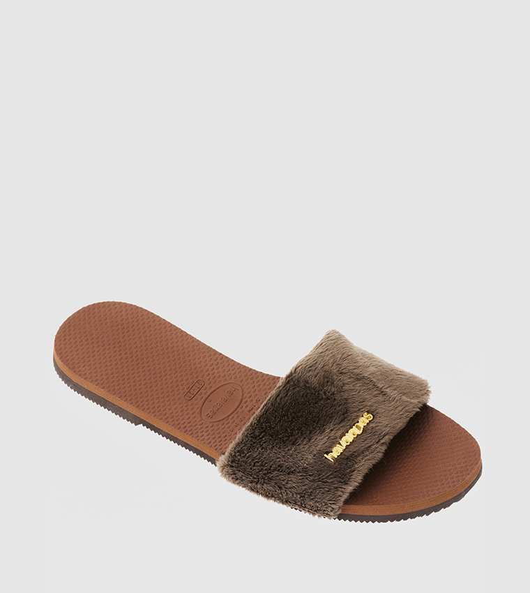  You Malta Cozy Fur Detail Sliders 