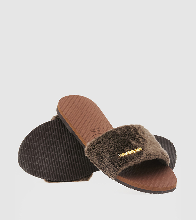  You Malta Cozy Fur Detail Sliders 