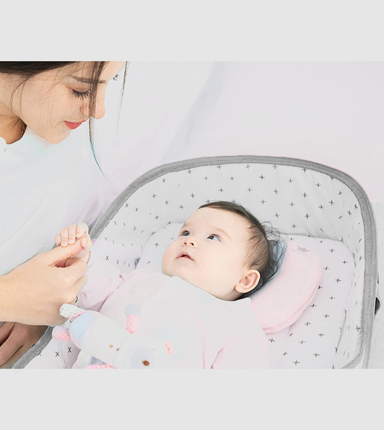 Buy Sunveno Sambox Portable Baby Bed & Bag In Grey 6thStreet Saudi