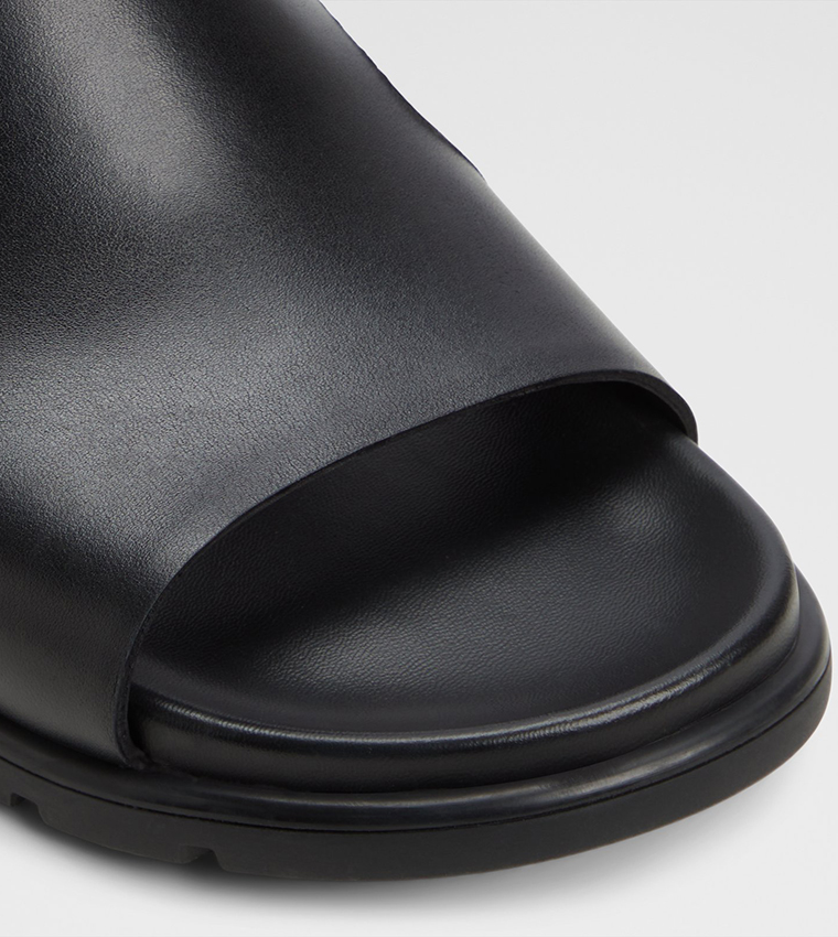 SOAR Solid Comfort Sandals
