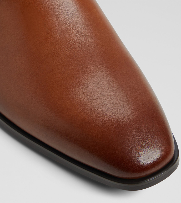 SOSA Textured Chelsea Boots