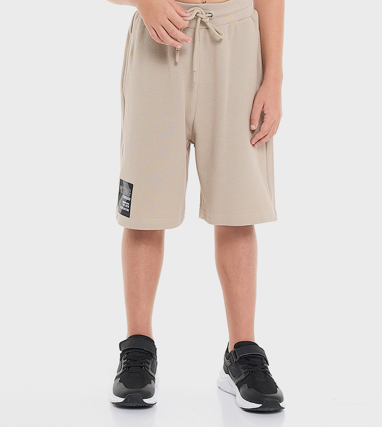 Label Detail Crew Neck T-Shirt and Shorts Set