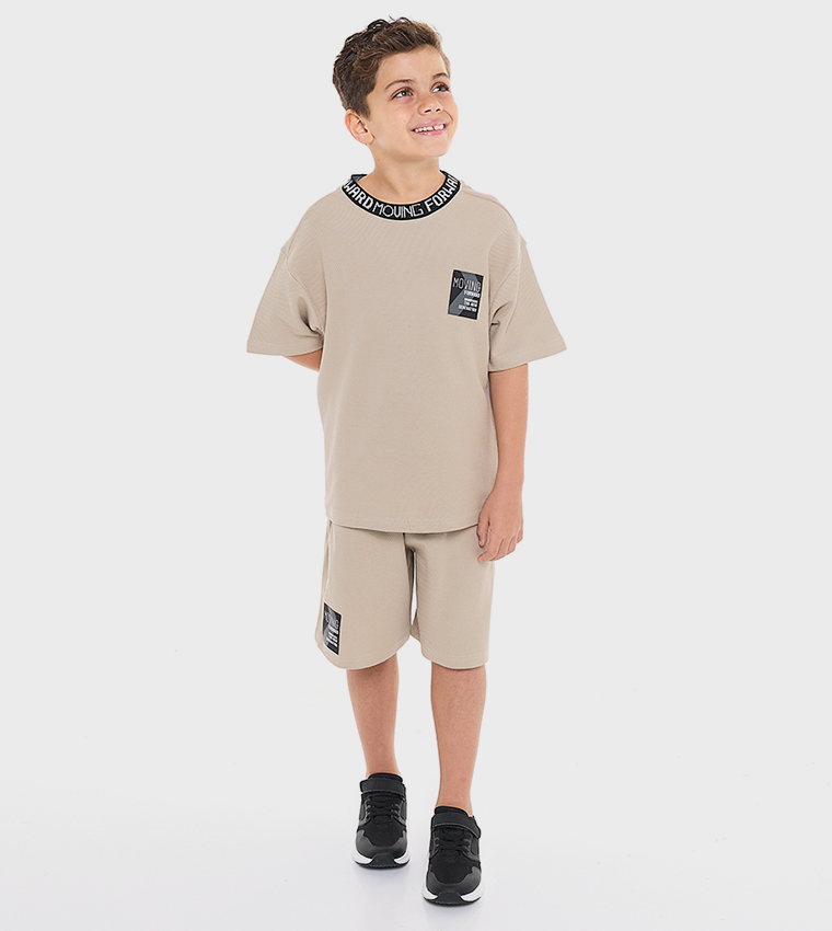 Label Detail Crew Neck T-Shirt and Shorts Set