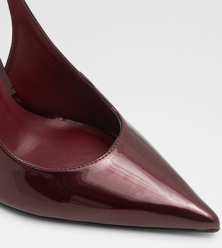 STESSY Pointed Toe Pumps