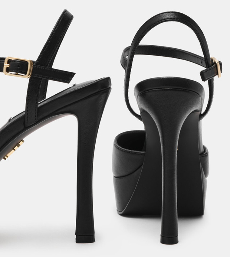 RAVISHED Solid Ankle Strap Pumps