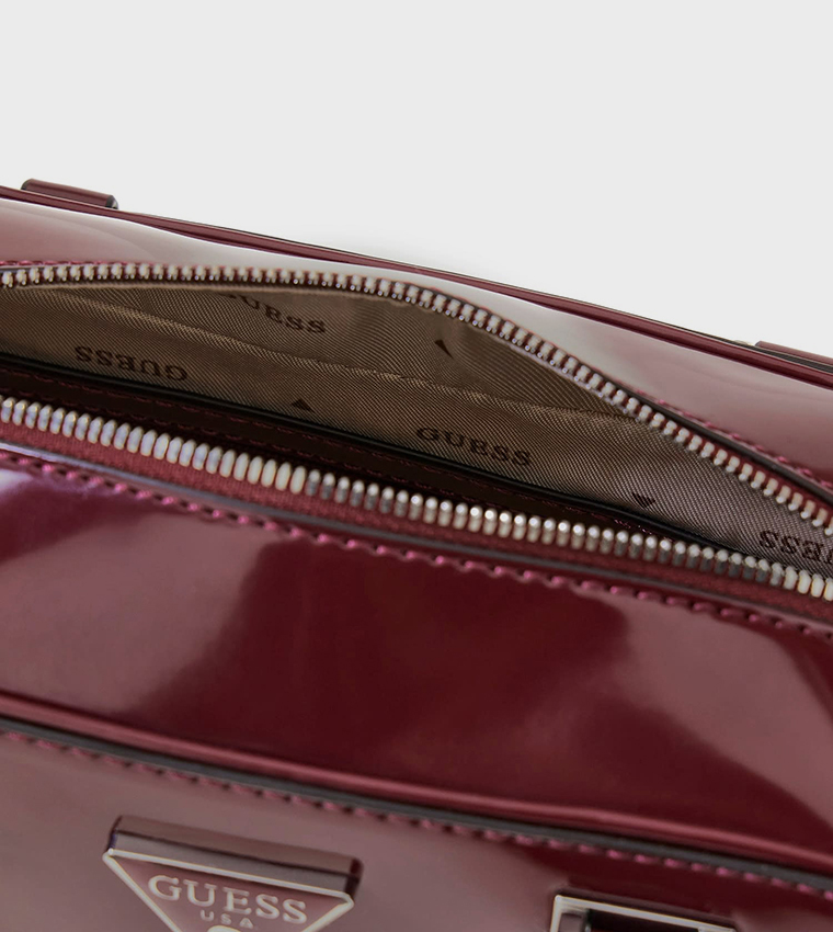 ARNELA Glossy Handheld Bag