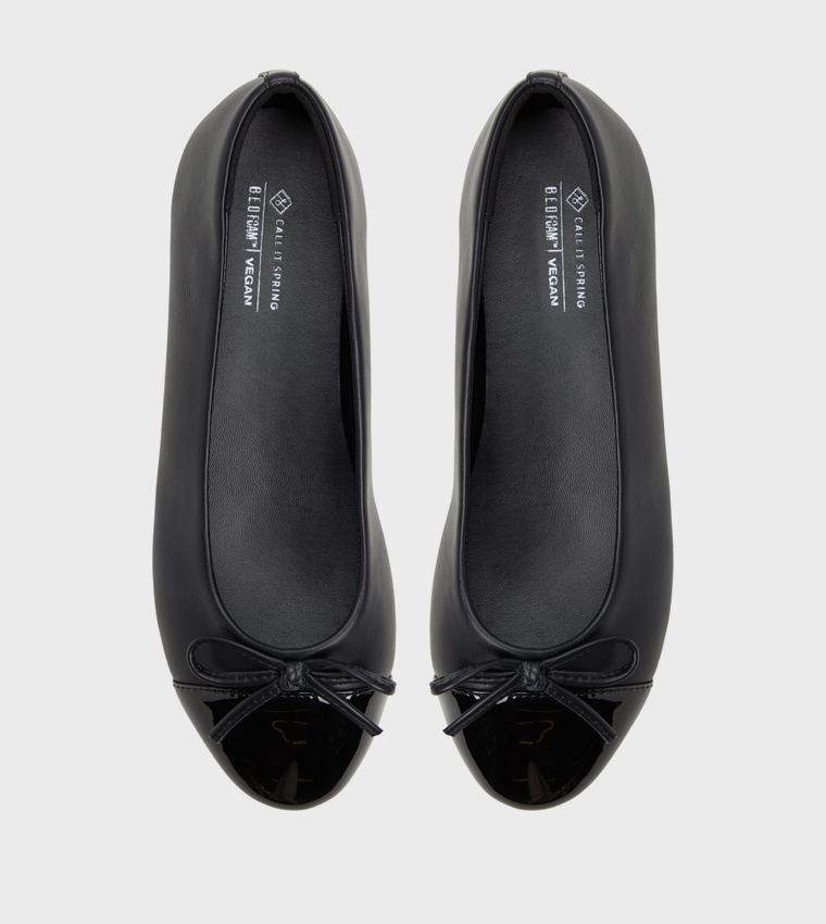 SWEETY Cap Toe Ballerinas