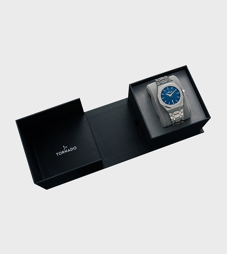 Stainless Steel Brushed Bracelet Strap Analog Watch