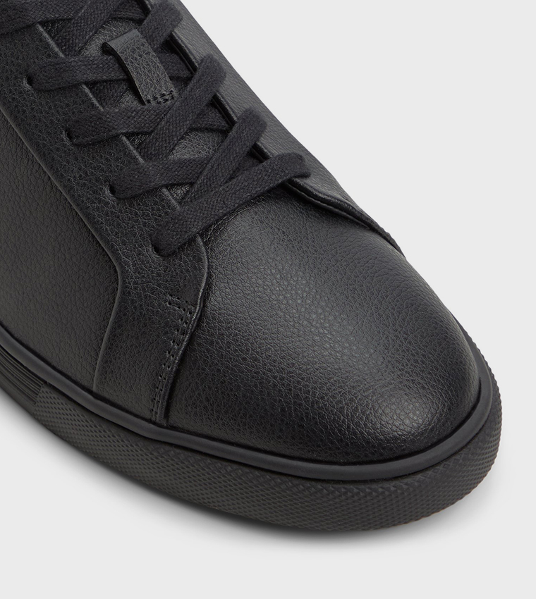 TABER Lace-Up Sneakers
