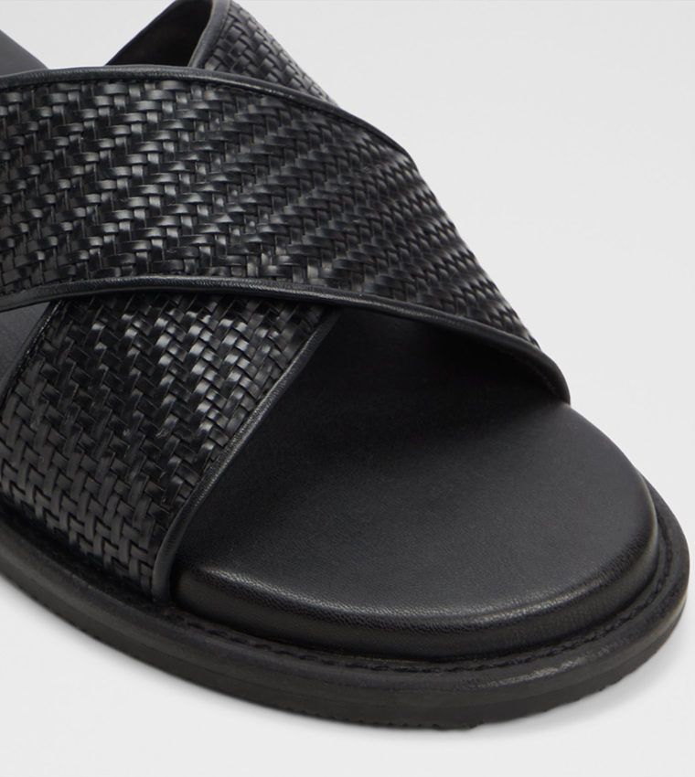 TARIK Textured Comfort Sandals