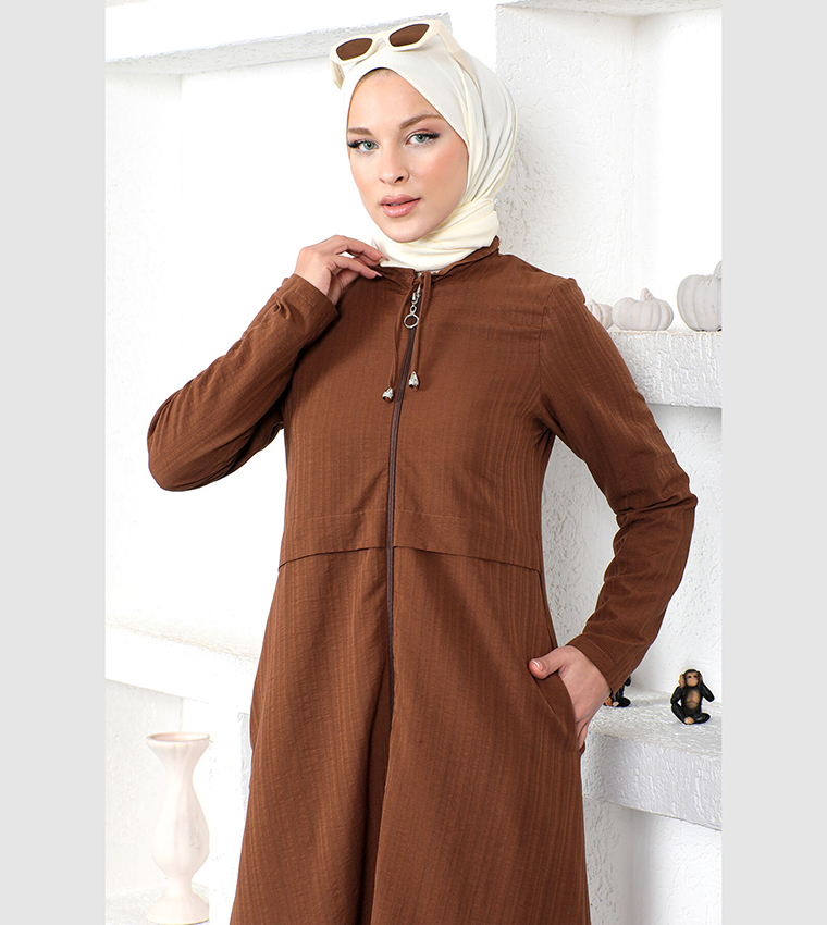 Textured Long Sleeves Zippered Abaya