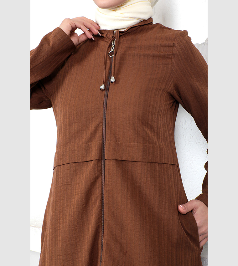 Textured Long Sleeves Zippered Abaya