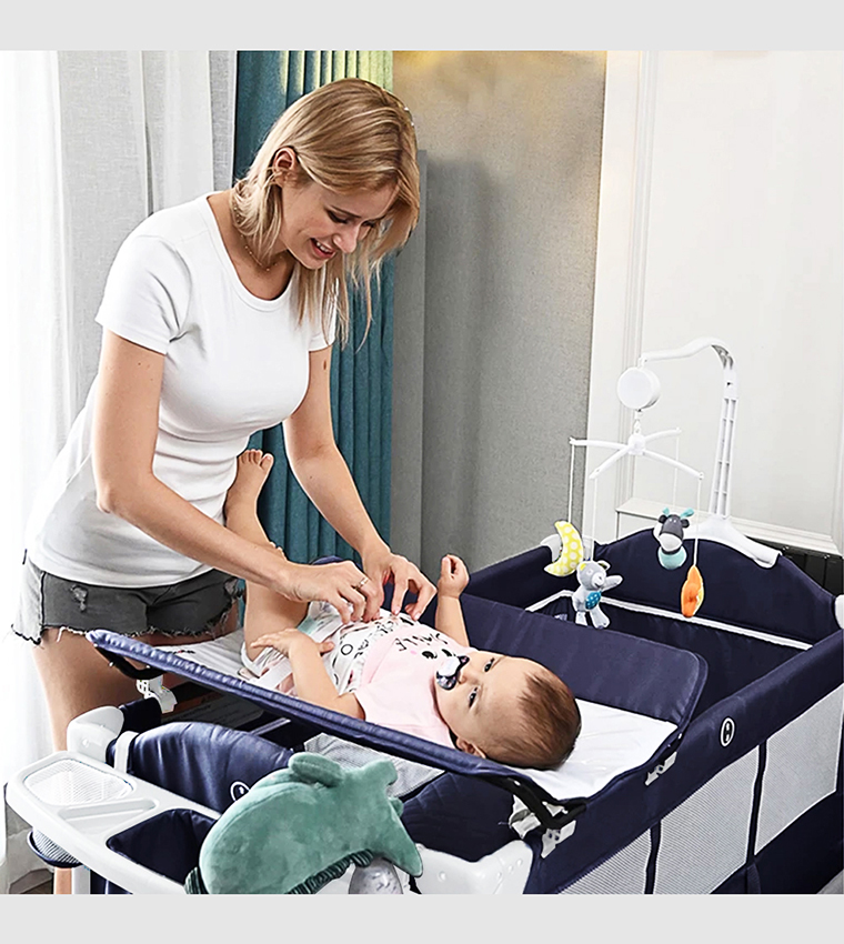 4 In 1 Baby Bedside Co-Sleeper Bassinet And Playpen with Rocker