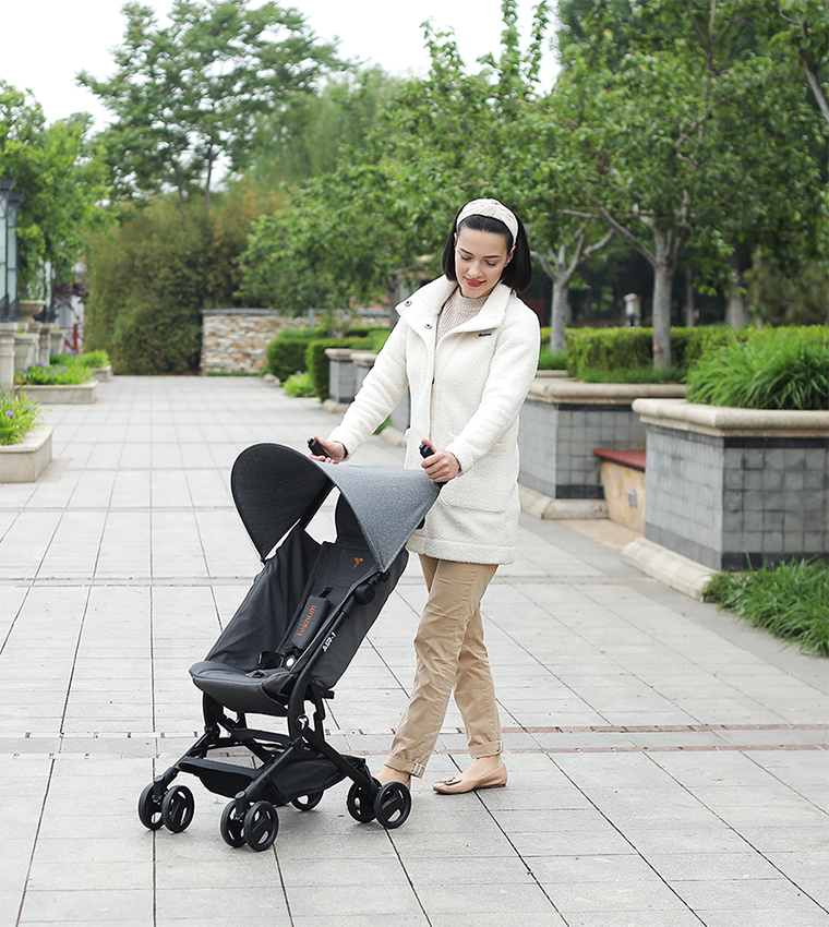 Air-1 Travel Stroller with Carry Backpack