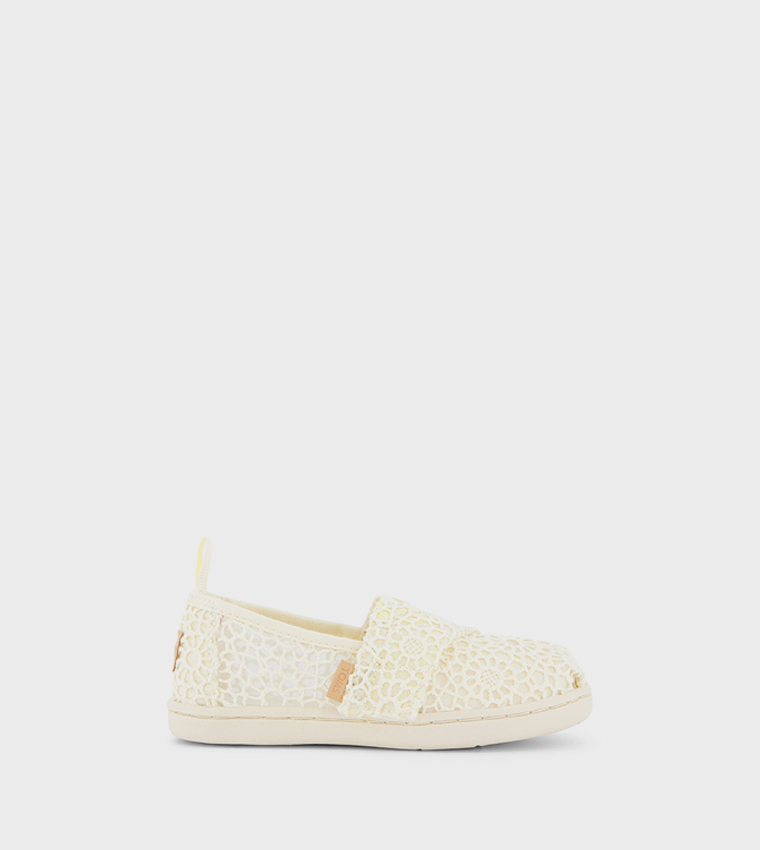 ALPARGATA Crochet Patterned Round Toe Slip-Ons