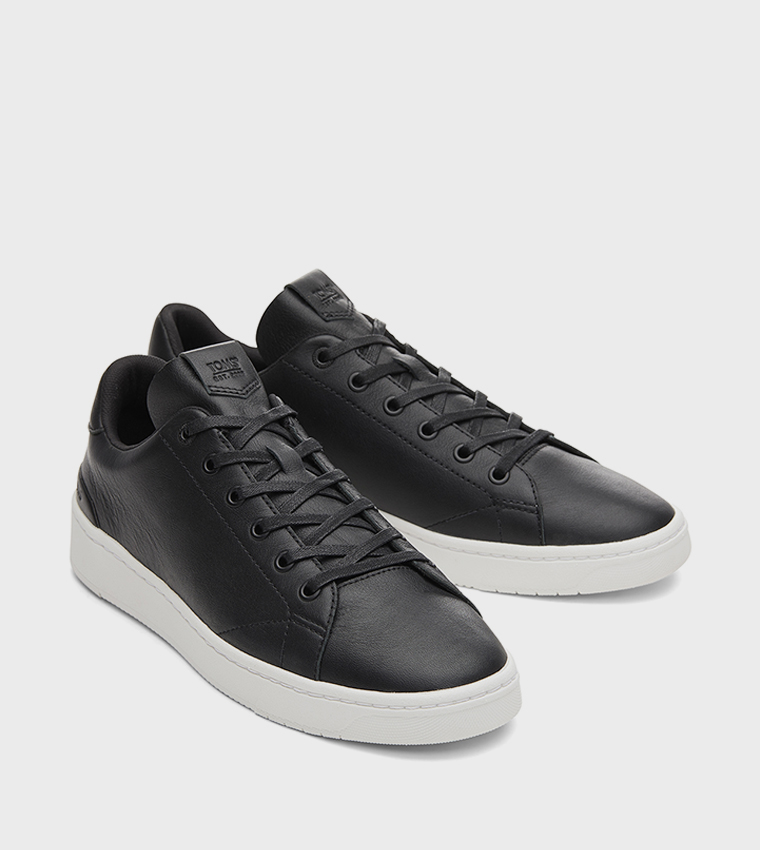 TRVL LITE 2.0 Low Top Lace-Up Sneakers