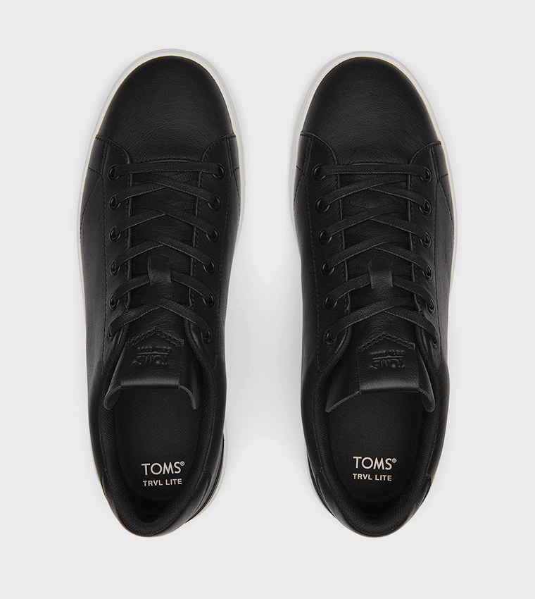 TRVL LITE 2.0 Low Top Lace-Up Sneakers
