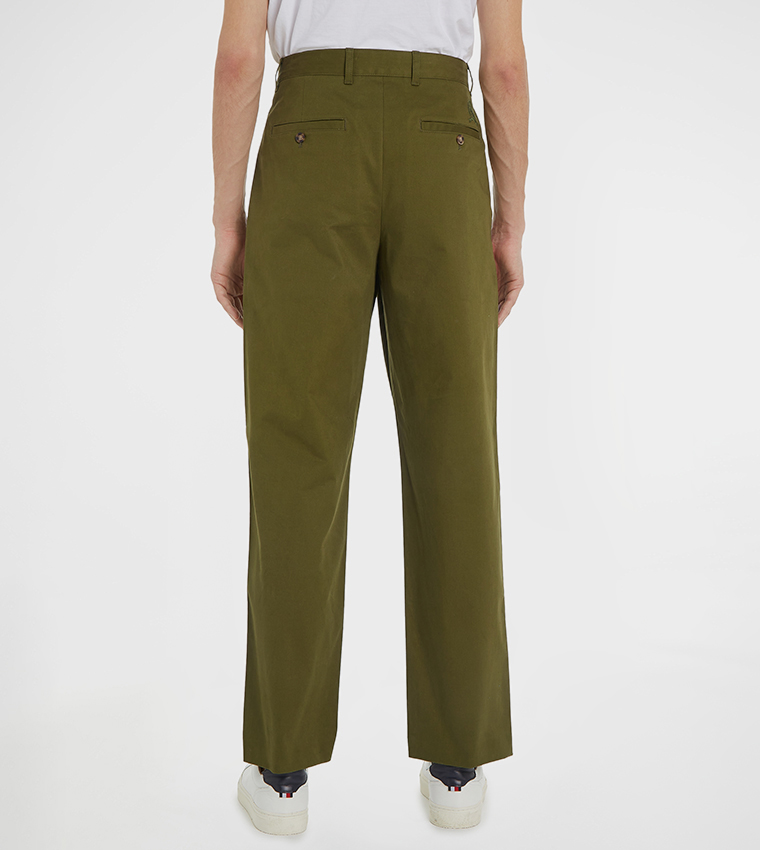 بنطال تشينو سادة بأزرار 