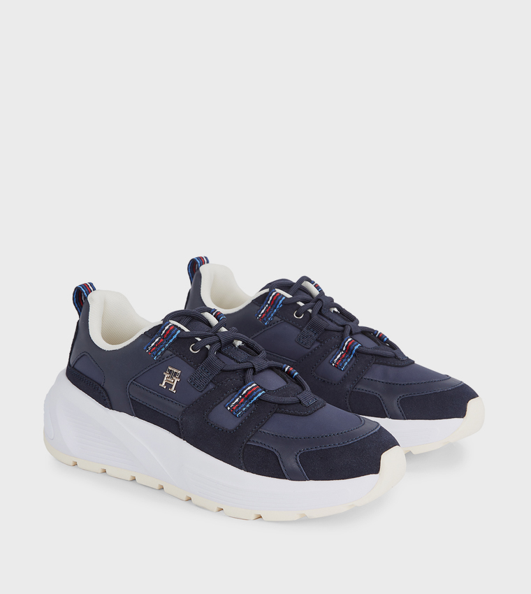 Round Toe Chunky Runner Sneakers