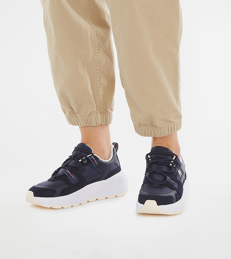 Round Toe Chunky Runner Sneakers