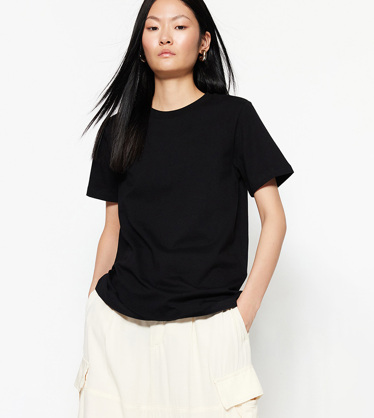 Solid Crew Neck T-Shirt
