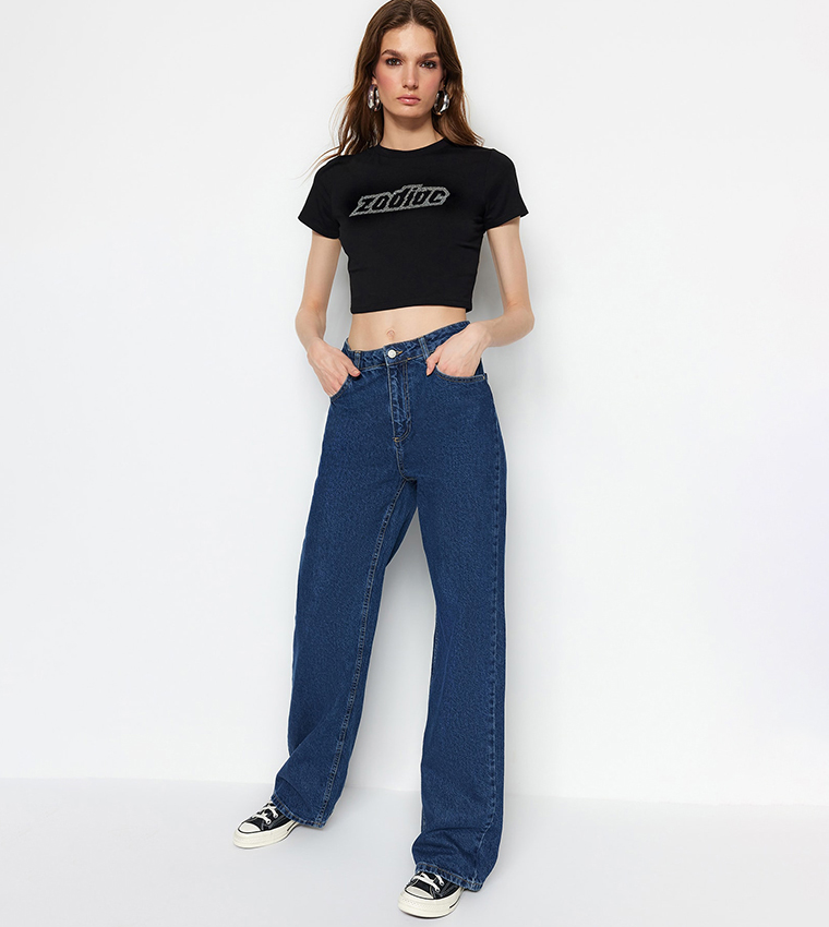 Trendyol Sweat à Capuche Noir Crop Tricoté Femme - Style Décontracté Et Tendance