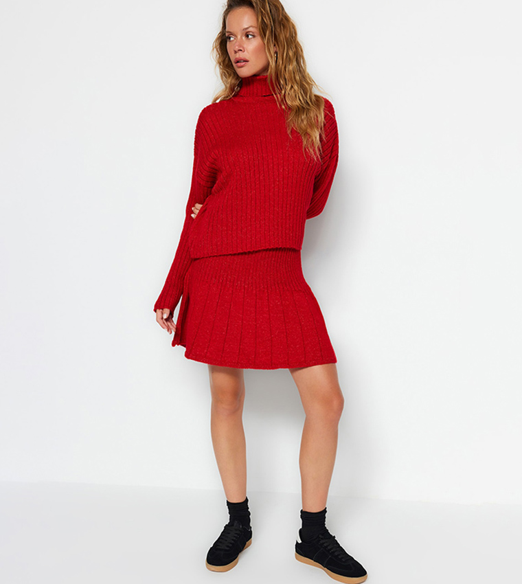Knitted Long Sleeves Top and Skirt Set