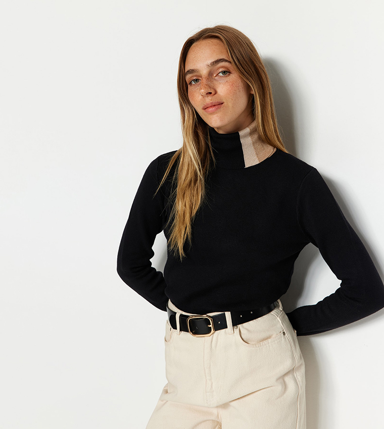 Maglione a collo alto donna: un inverno di stile