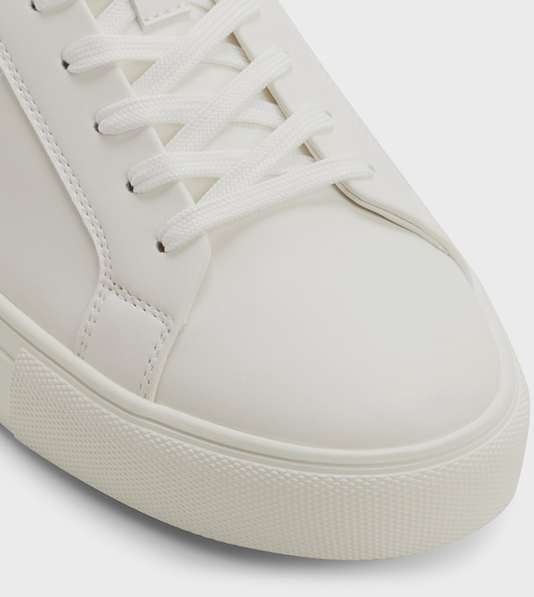 TRABUCO Solid Lace-Up Sneakers