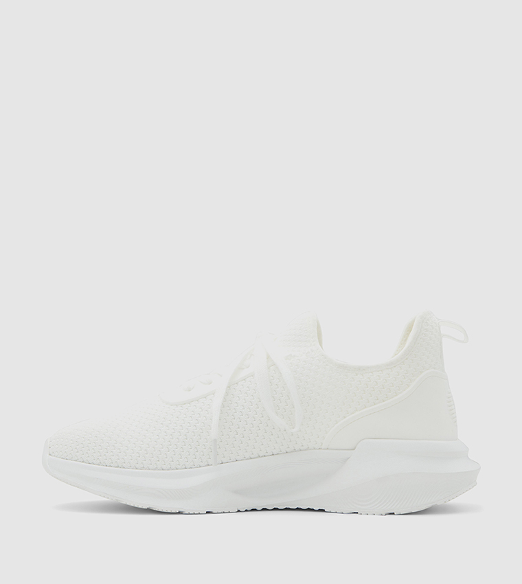 TREX Low Top Sneakers