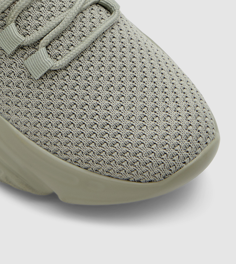 TRIXI Low Top Sneakers
