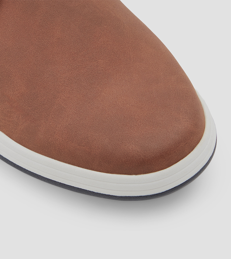 TUREAUX Lace-Up Casual Shoes
