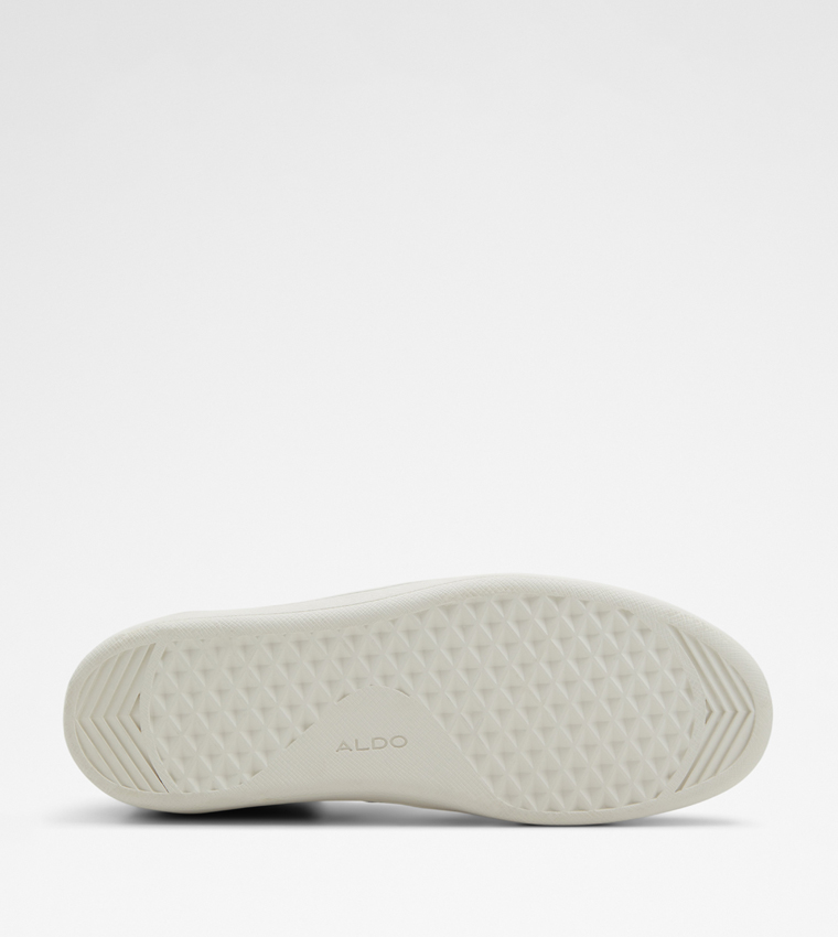 UPTOWN Lace-Up Sneakers