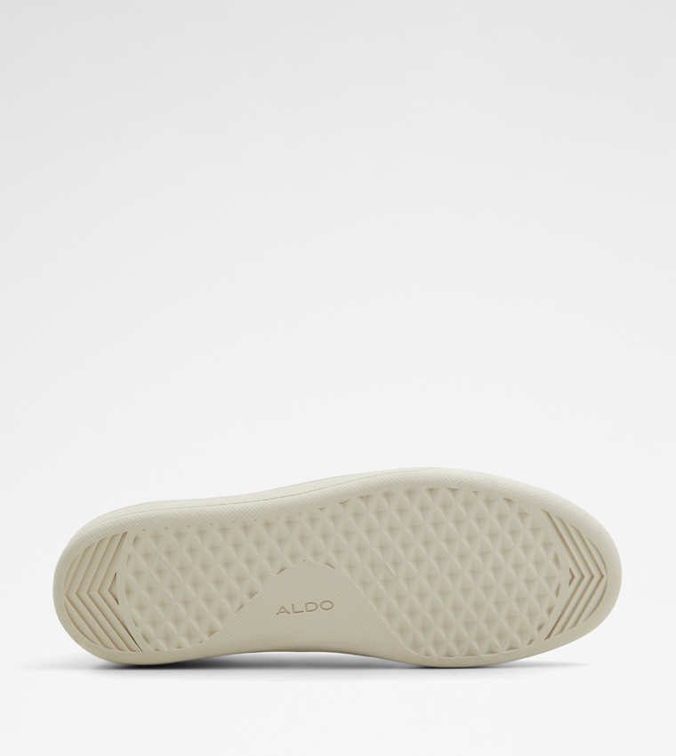 UPTOWN Lace-Up Sneakers