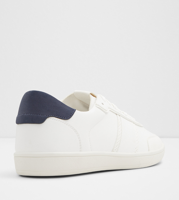 UPTOWN Lace-Up Sneakers