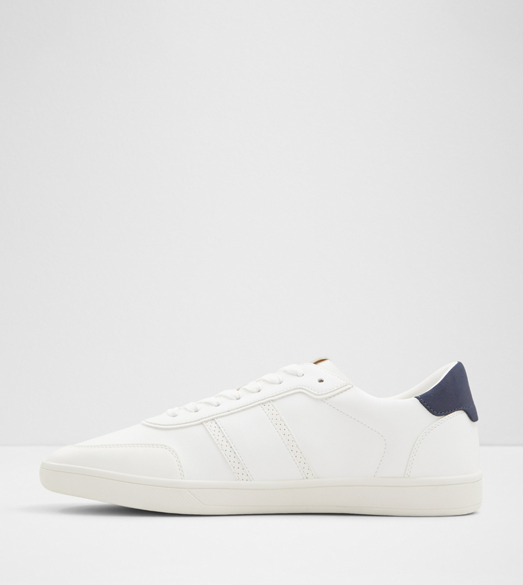 UPTOWN Lace-Up Sneakers