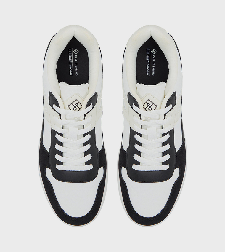 VALLELY Lace-Up Sneakers