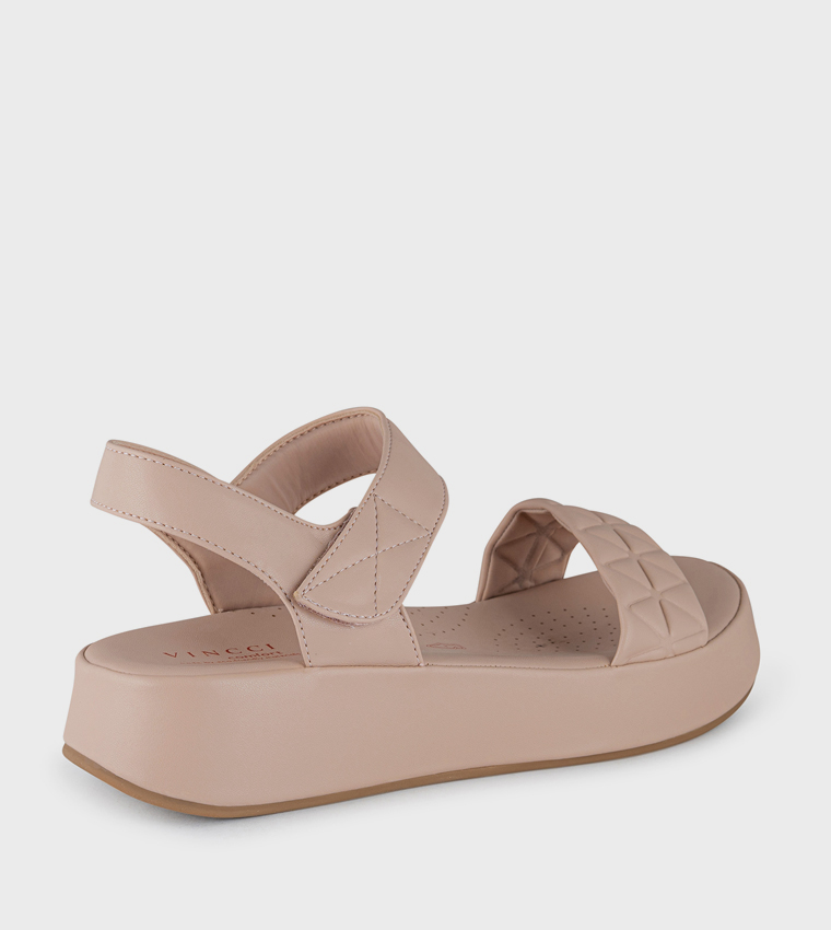 صندل نسائي بلاتفورم بحزام فليكرو 