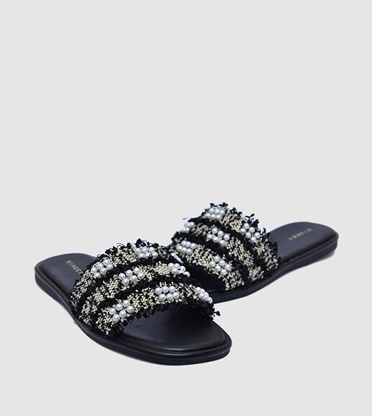 صندل فلات بمقدمة مفتوحة باللؤلؤ