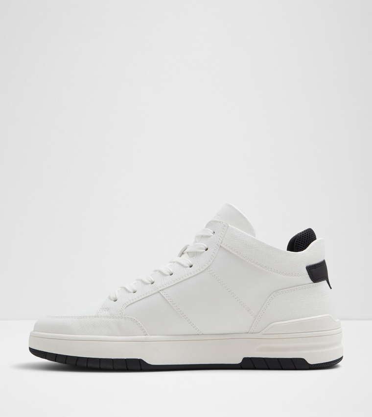 VICTOR Lace-Up High Top Sneakers