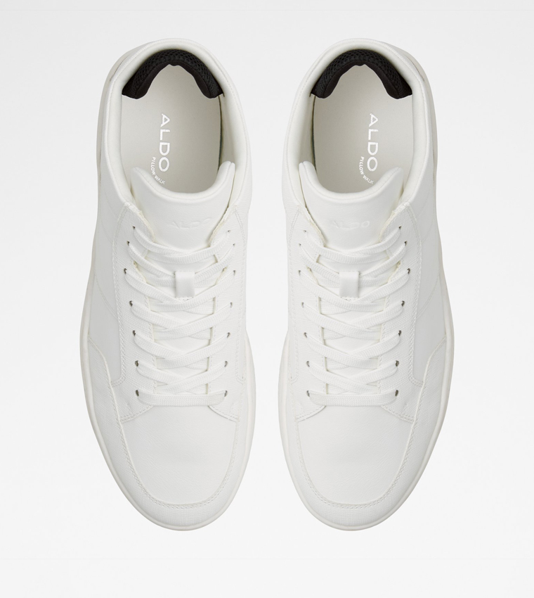 VICTOR Lace-Up High Top Sneakers