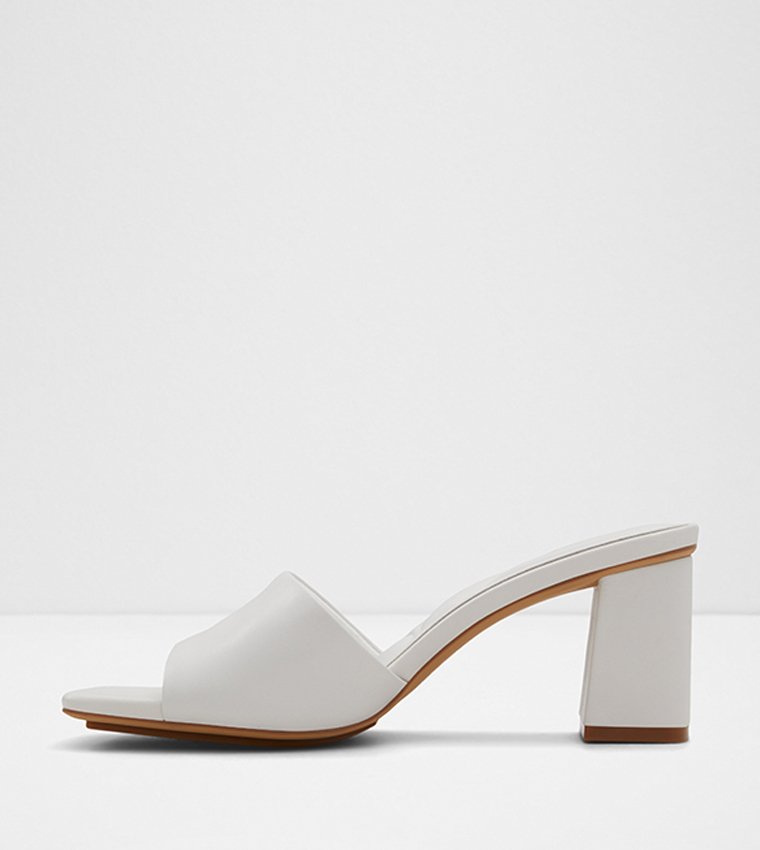 VIDISH Block Heel Sandals