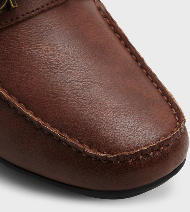 VILLANUEVA Metal Detail Loafers