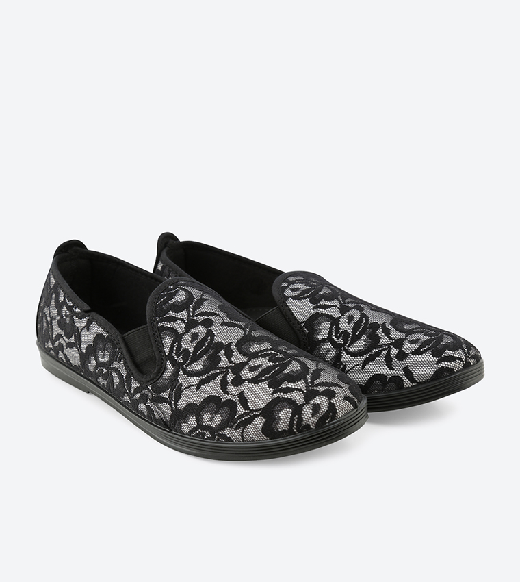 Vitoria Slip-Ons - Silver