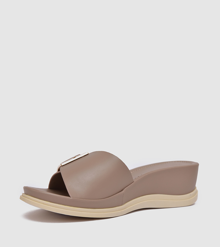 Buckle Detail Comfort Wedge Sandals