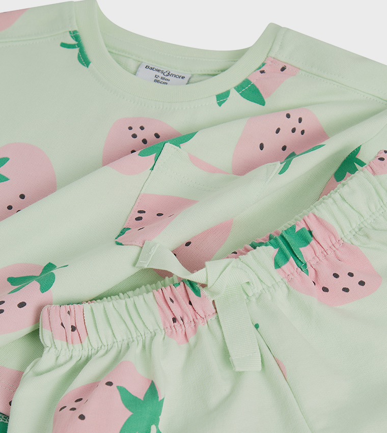 طقم تيشيرت بطبعة وشورت 