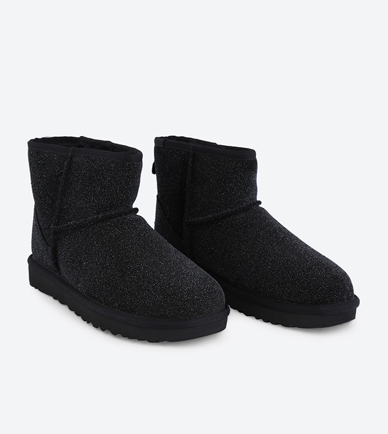 Ugg classic hotsell mini serein