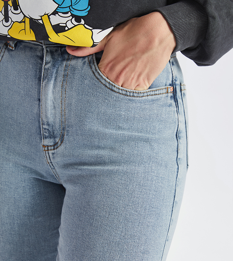 Washed High Waist Mom Fit Jeans